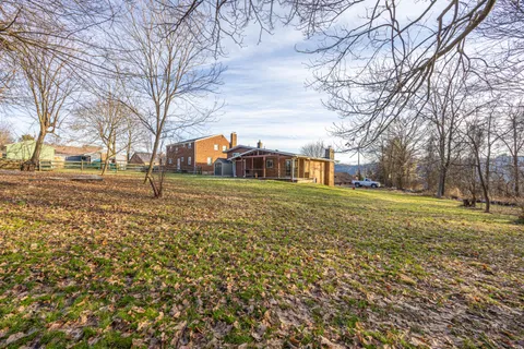 $249,999 | 407 Marion Avenue, Springdale, PA 15144