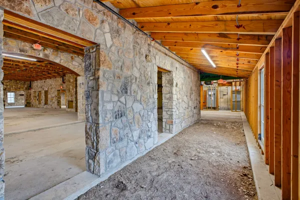 $3,500,000 | 24116 West Interstate 10, San Antonio, TX 78257