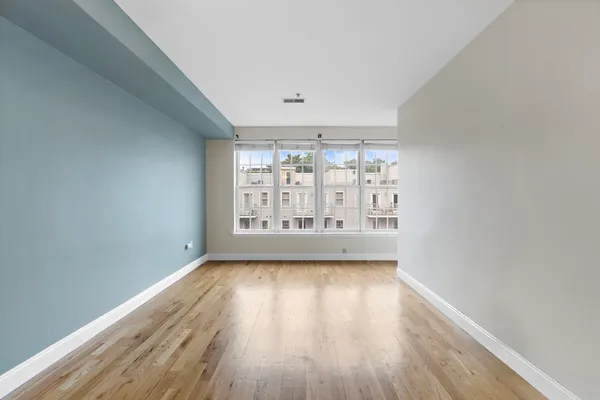 $750,000 | 402 9th Street, Unit W3J, Hoboken, NJ 07030