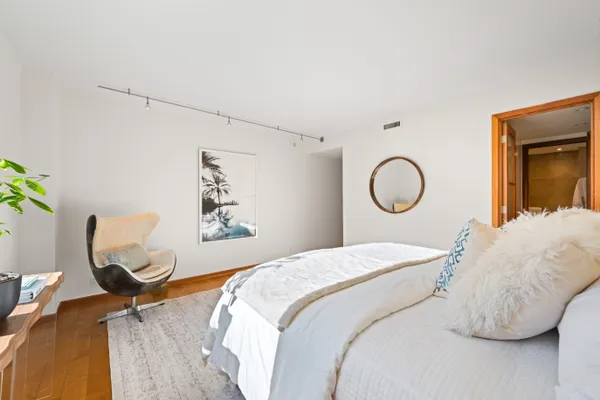 $1,898,000 | 101 Lombard Street, Unit 901W, San Francisco, CA 94111