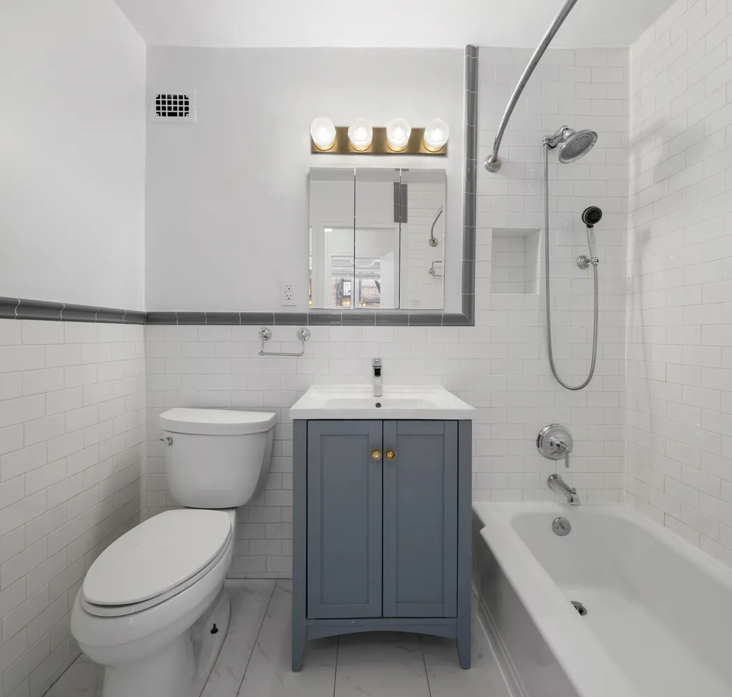 $460,000 | 333 East 14th Street, Unit 4N | Gramercy