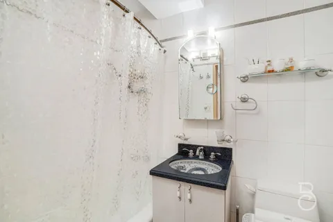 $699,000 | 33-47 14th Street, Unit 6C | Astoria