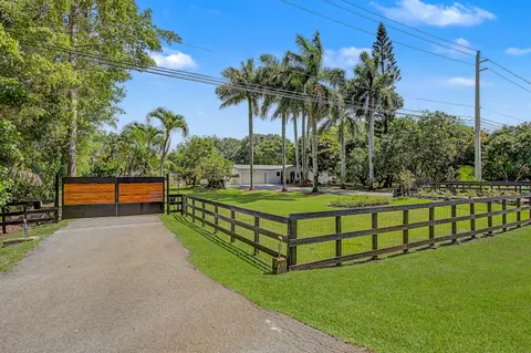 $1,950,000 | 13811 Southwest 26th Street, Davie, FL 33325