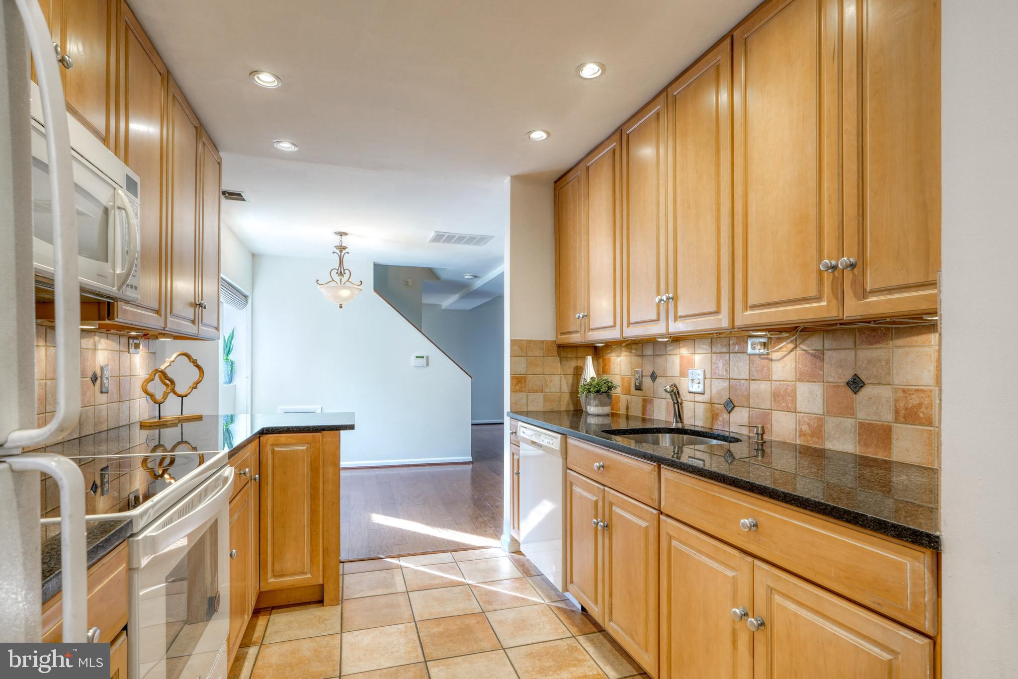 20 East Wheeling Street, Unit 2 Baltimore, MD 21230 - Photo 3 of 25