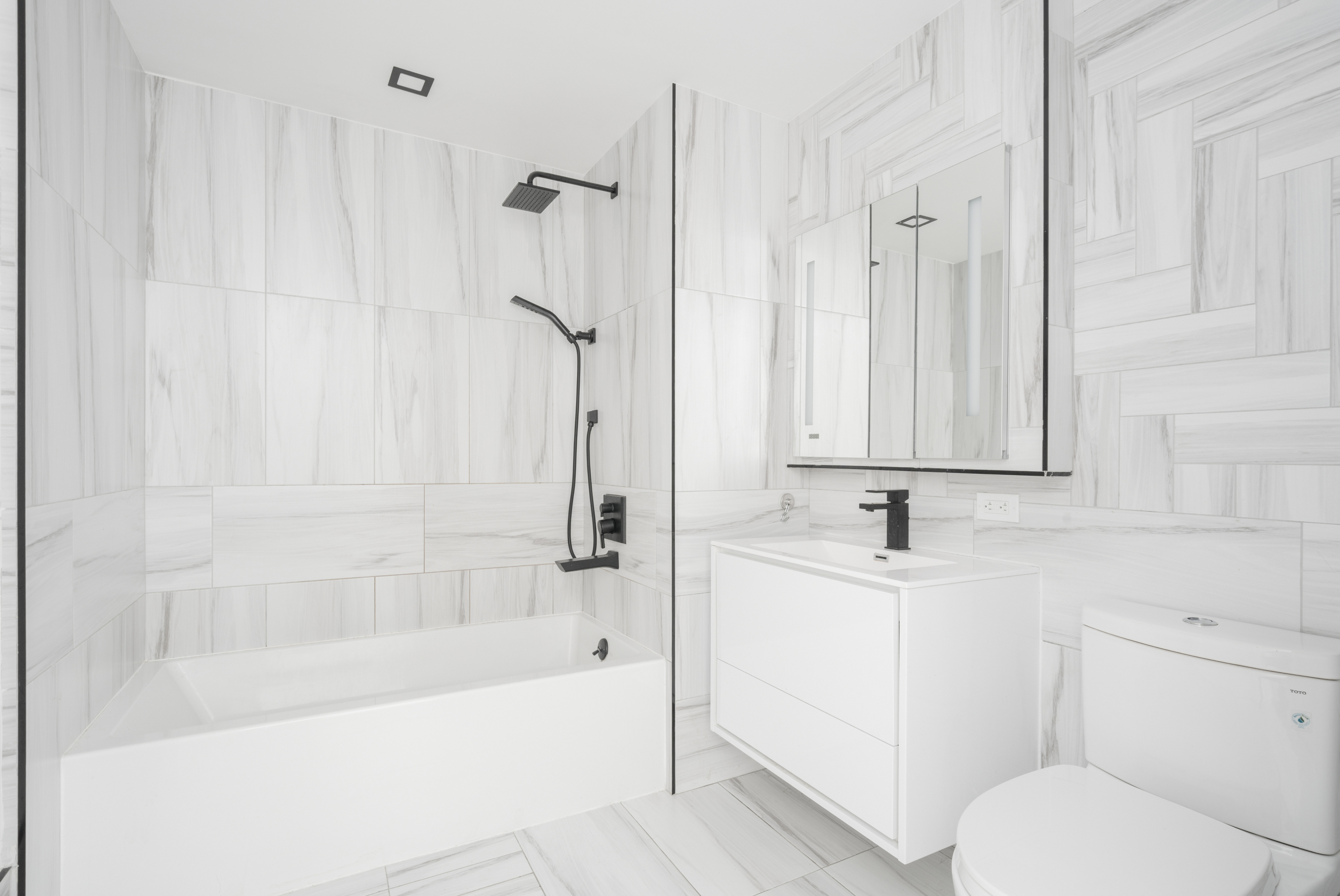 618 Avenue H, Unit 2C Brooklyn, NY 11230 - Photo 5 of 13 Gallery Image 5