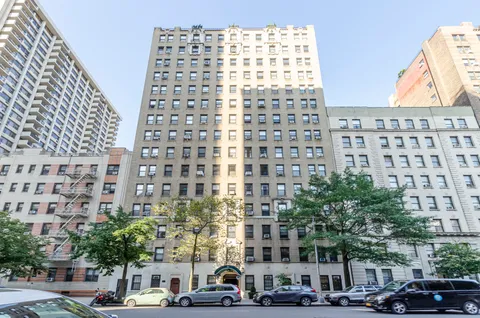 $1,595,000 | 41 West 96th Street, Unit 4B | Upper West Side