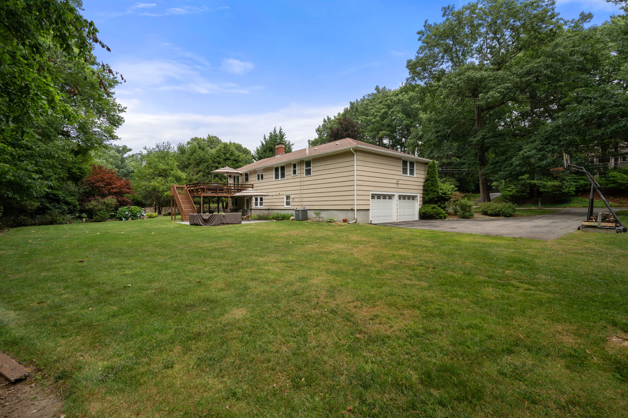 128 Country Way Needham, MA 02492 - Photo 9 of 20 Gallery Image 9