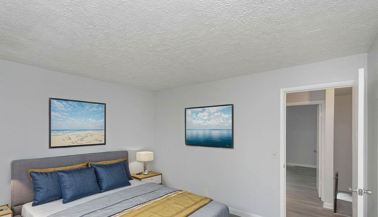 Falls Creek Drive, Unit 3307 & 3309 Nashville, TN 37214 - Photo 32 of 51 a living room with furniture and a window