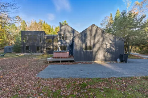 $1,275,000 | 75 West Branch Road, Waterville Valley, NH 03215