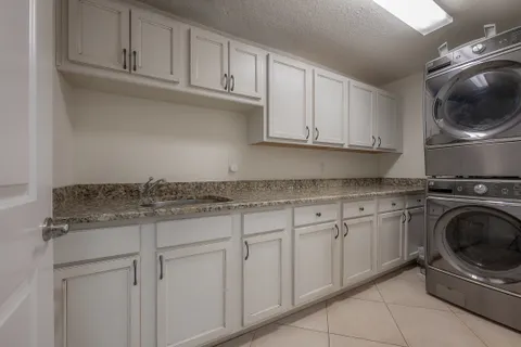 $1,350,000 | West Villa Rosa Street, Tampa, FL 33611