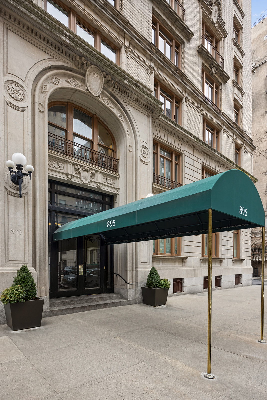 895 West End Avenue, Unit 1B Manhattan, NY 10025 - Photo 21 of 23 a front view of a building