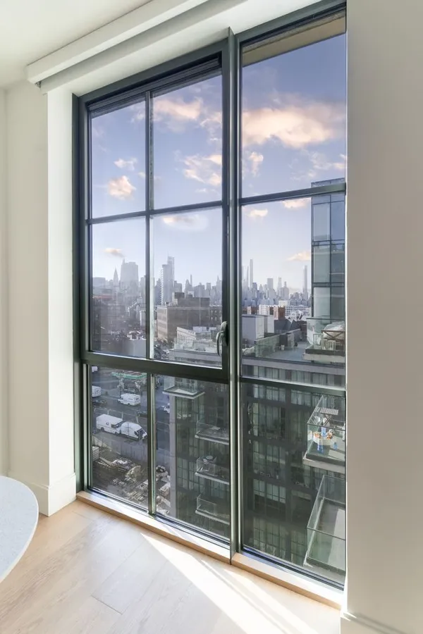 $3,500 | 22-18 Jackson Avenue, Unit 614 | Long Island City
