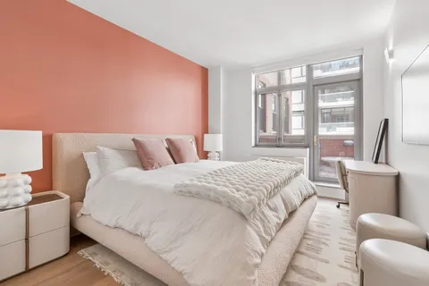 $3,295,000 | 125 West 22nd Street, Unit 10A | Chelsea