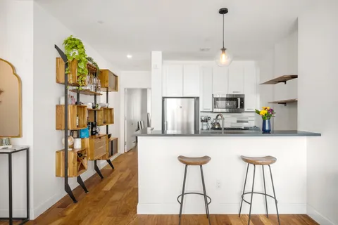 $1,190,000 | 42-14 Crescent Street, Unit 12A | Long Island City