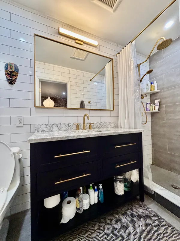 $4,000 | 848 Macon Street, Unit PARLOR | Bedford-Stuyvesant