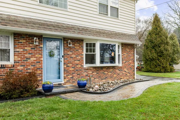 $699,000 | 2327 Dubree Avenue, Warrington, PA 18976
