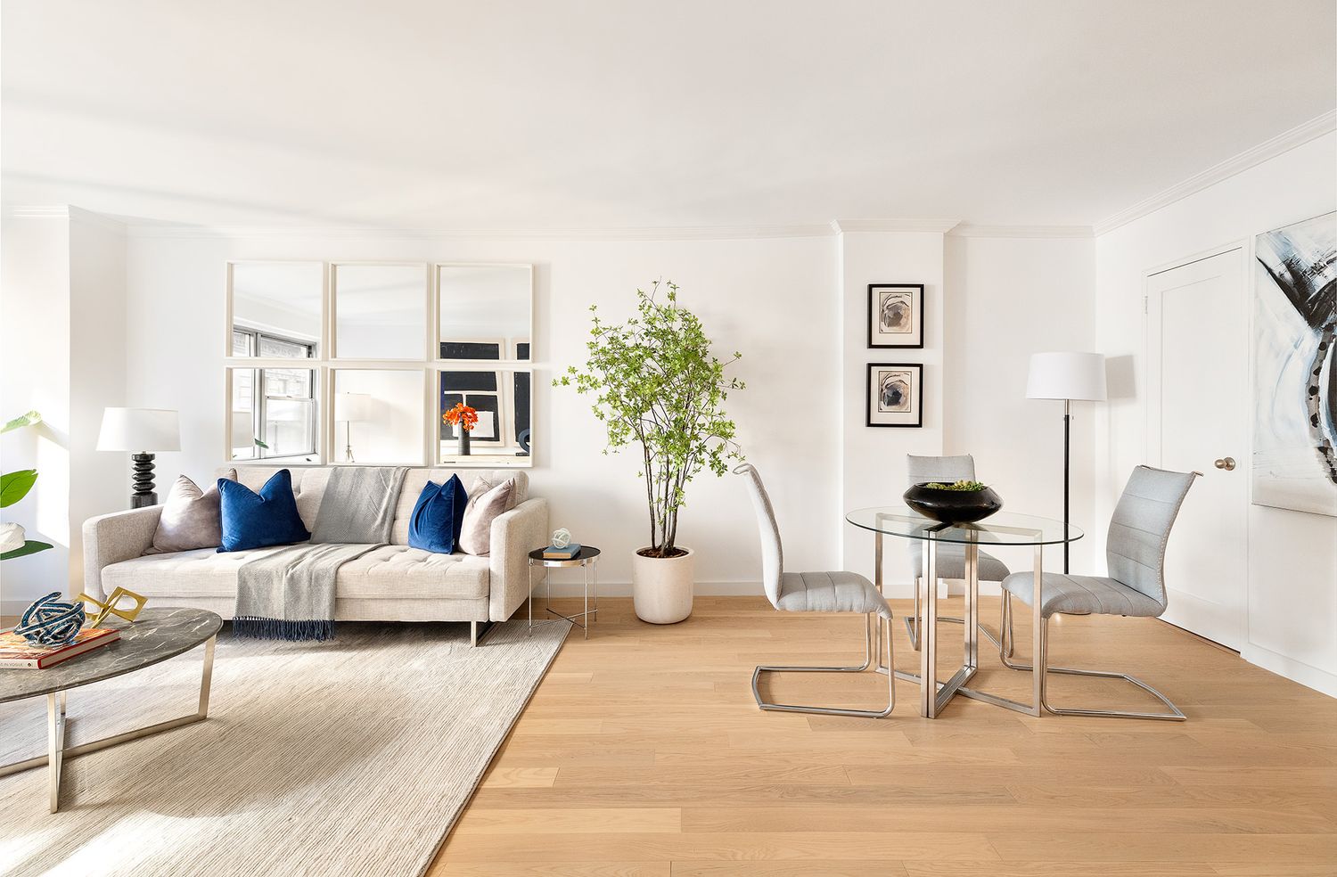 $825,000 | 10 West 15th Street, Unit 807N | Flatiron