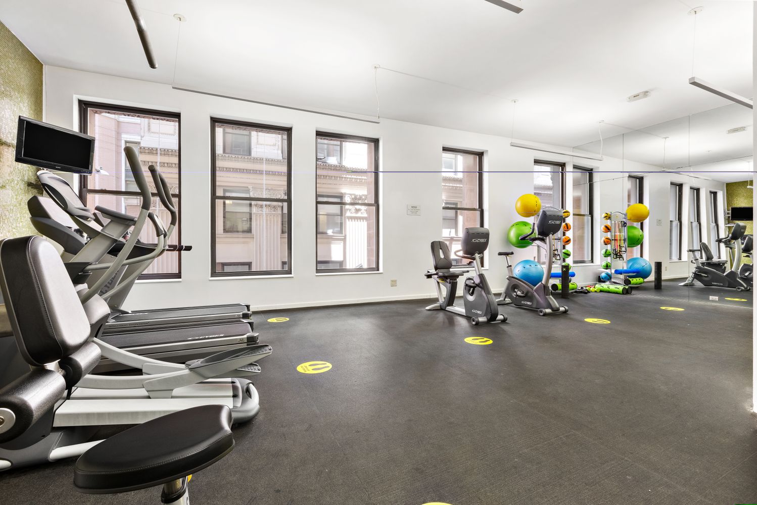 56 Pine Street, Unit 3D Manhattan, NY 10005 - Photo 9 of 10