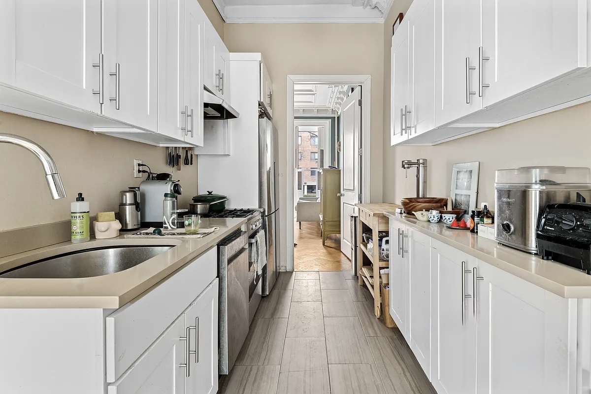 26 St James Place, Unit 1 Brooklyn, NY 11205 - Photo 6 of 8
