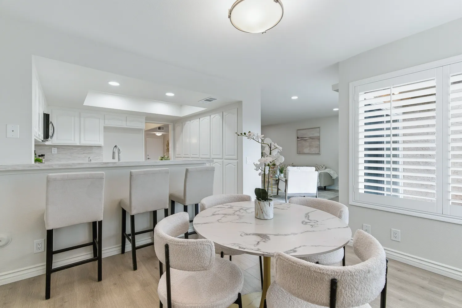 $819,000 | 19237 Index Street, Unit 4, Porter Ranch, CA 91326