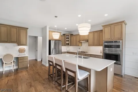 $1,405,000 | 3 Fillmore Drive, Morristown, NJ 07960