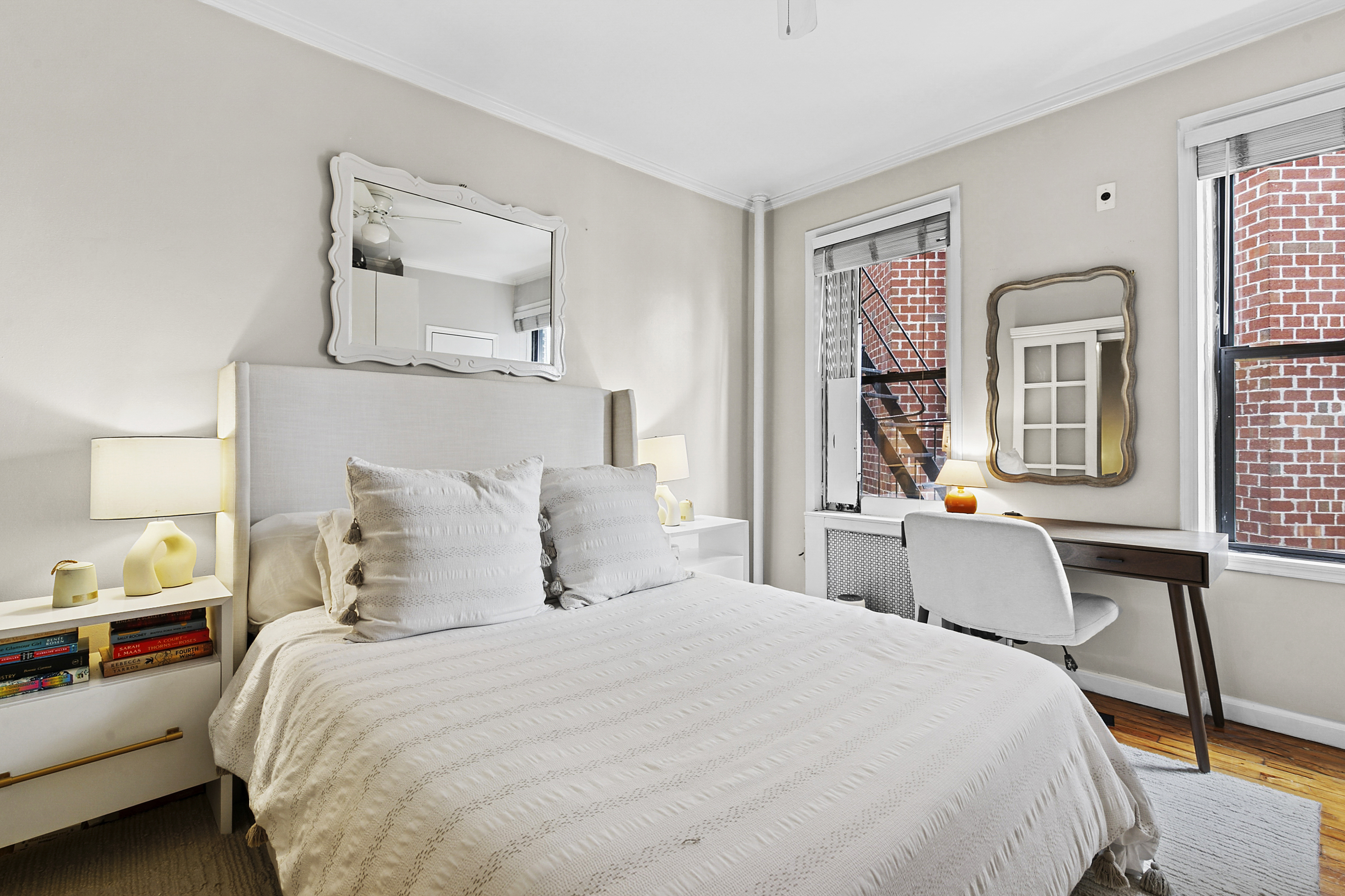 25 Leroy Street, Unit 11 Manhattan, NY 10014 - Photo 2 of 5