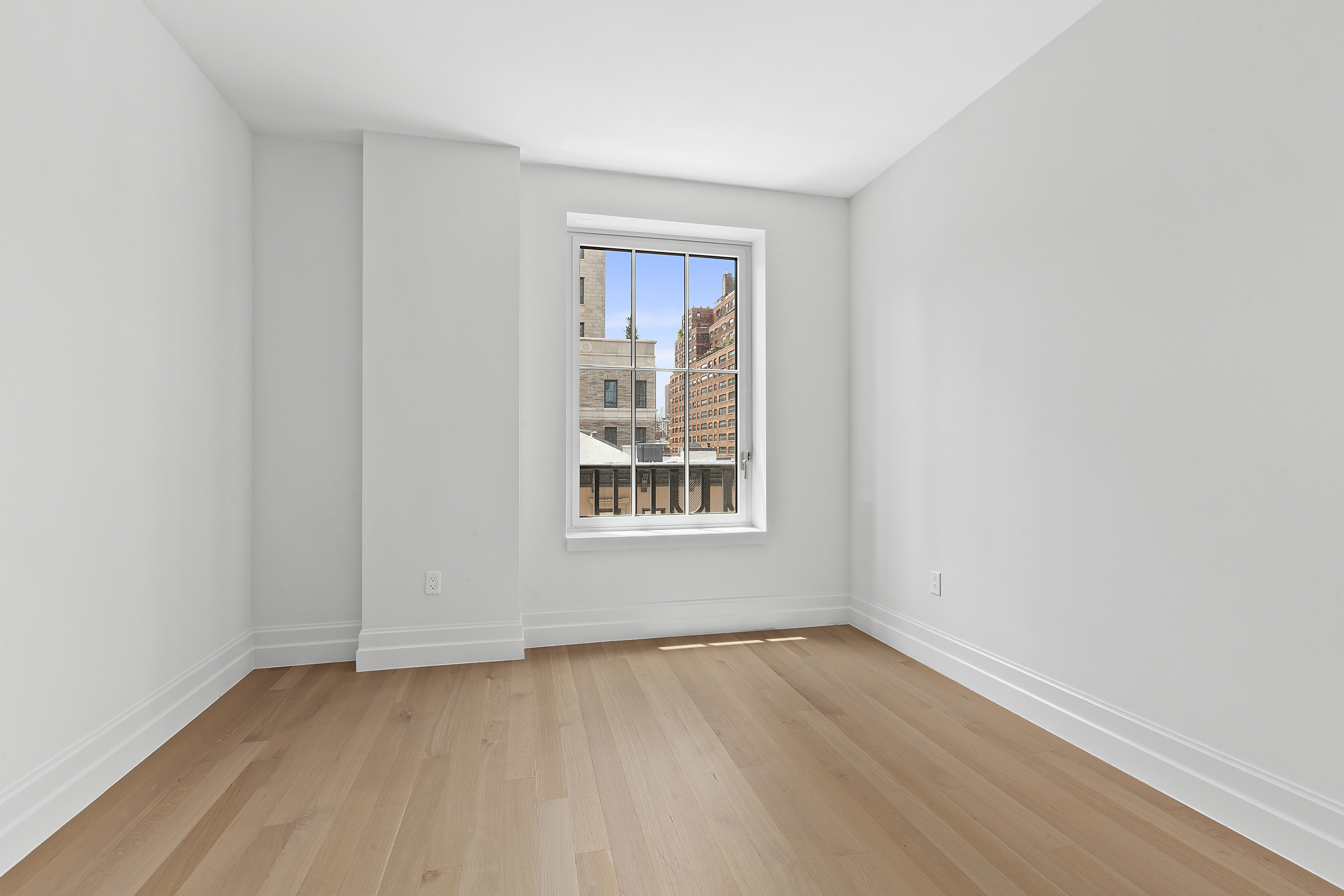 301 East 81st Street, Unit 6B Manhattan, NY 10028 - Photo 9 of 22