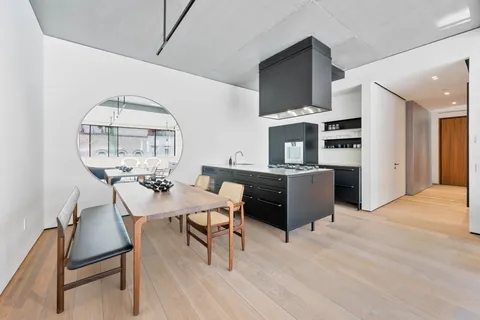 $3,950,000 | 455 West 19th Street, Unit 6S | Chelsea