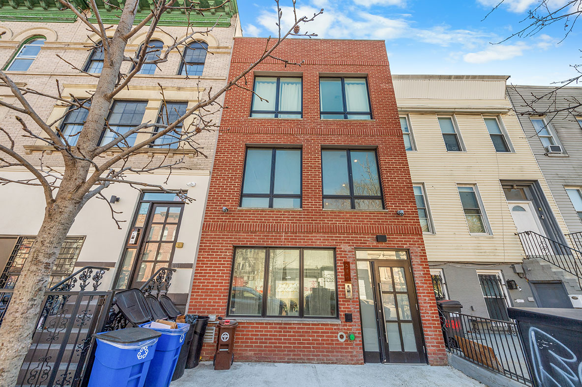 686 MacDonough Street, Unit 2A Brooklyn, NY 11233 - Photo 8 of 8 a building view with a outdoor space