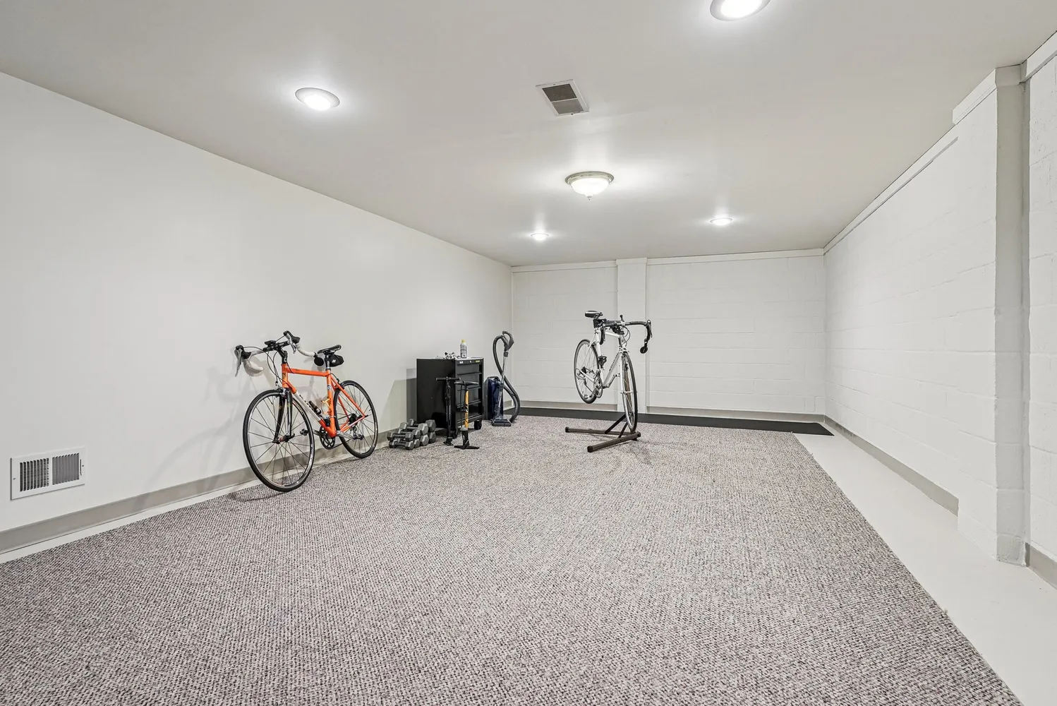 a view of a workspace with furniture