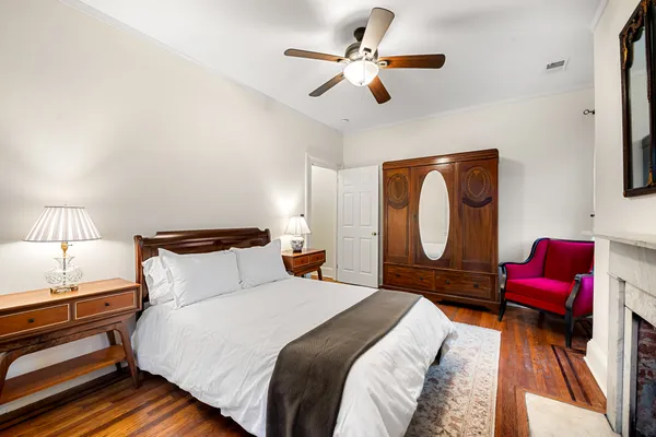 Contact Agent | 16 West Read Street, Baltimore, MD 21201