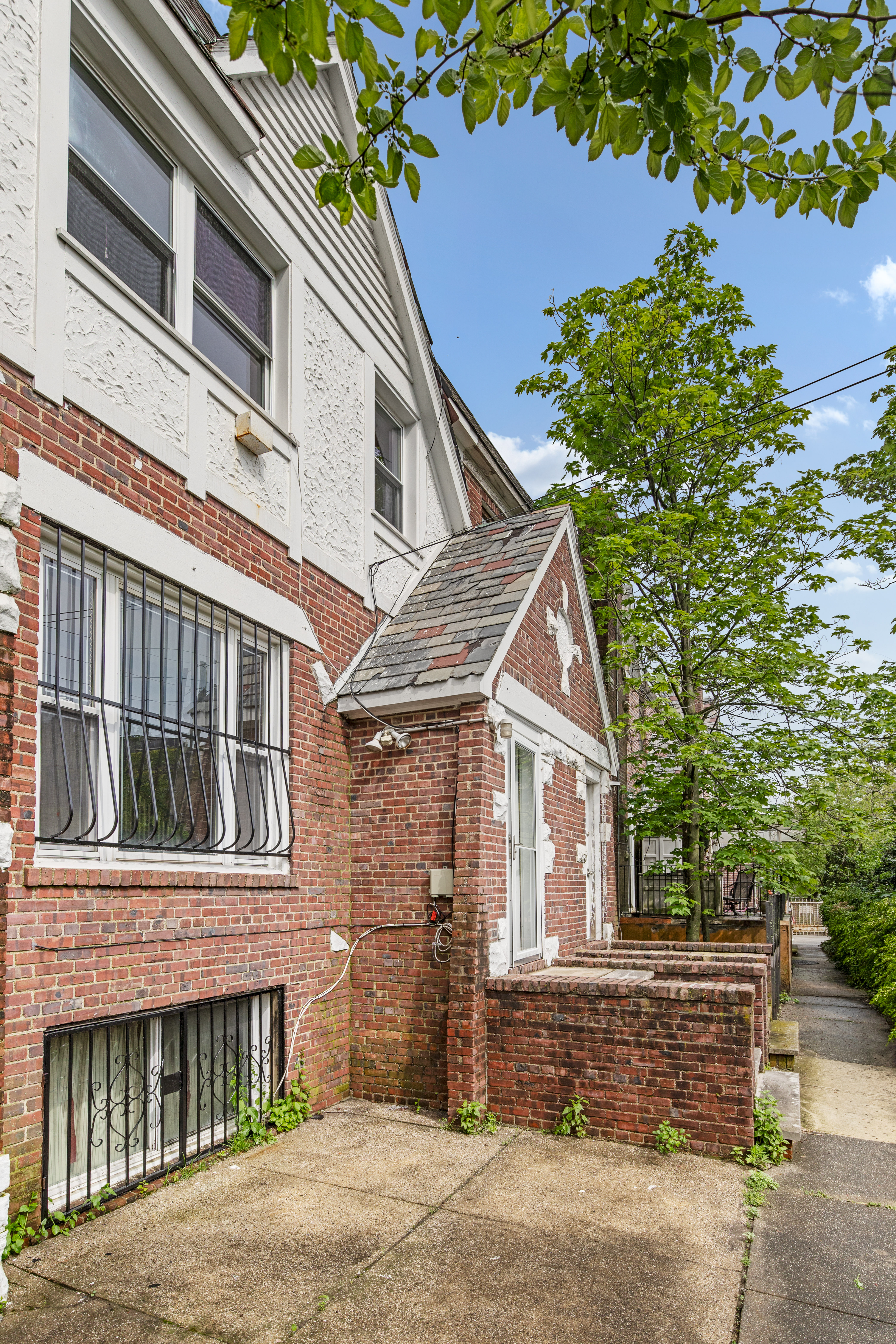 32 Tudor Terrace Brooklyn, NY 11224 - Photo 13 of 15 front view of a house