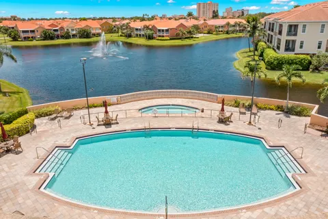 $885,000 | 6 Academy Way, Unit 221, St. Petersburg, FL 33711