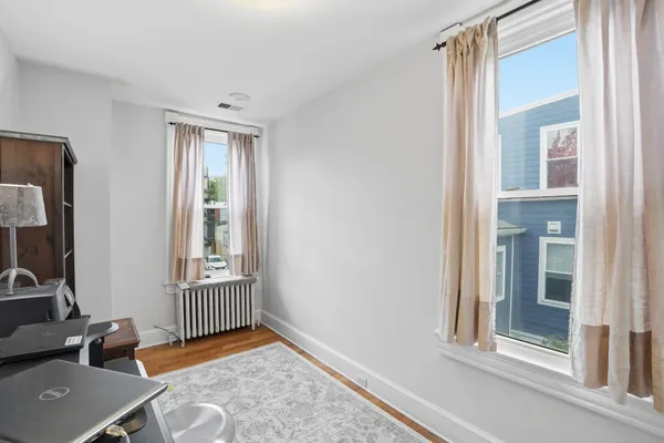 $1,100,000 | 721 10th Street Northeast, Washington, DC 20002