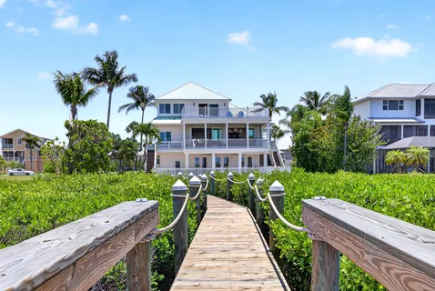 $1,950,000 | 9781 Eagle Preserve Drive, Englewood, FL 34224