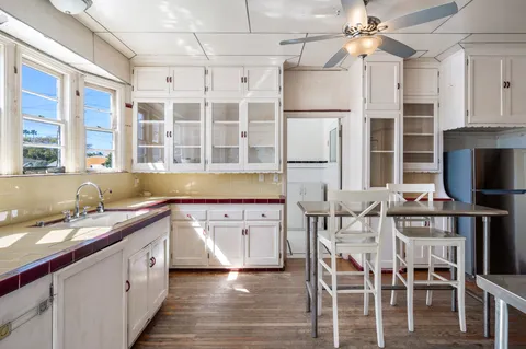 $875,000 | 1331 South Beacon Street, San Pedro, CA 90731