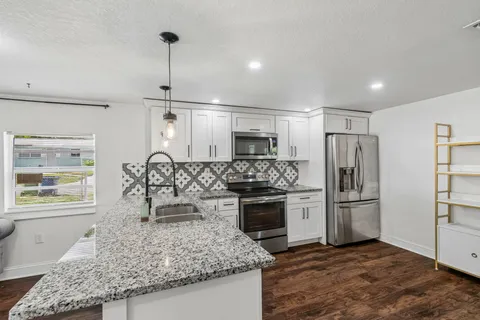 $330,000 | 1202 East Annie Street, Tampa, FL 33612