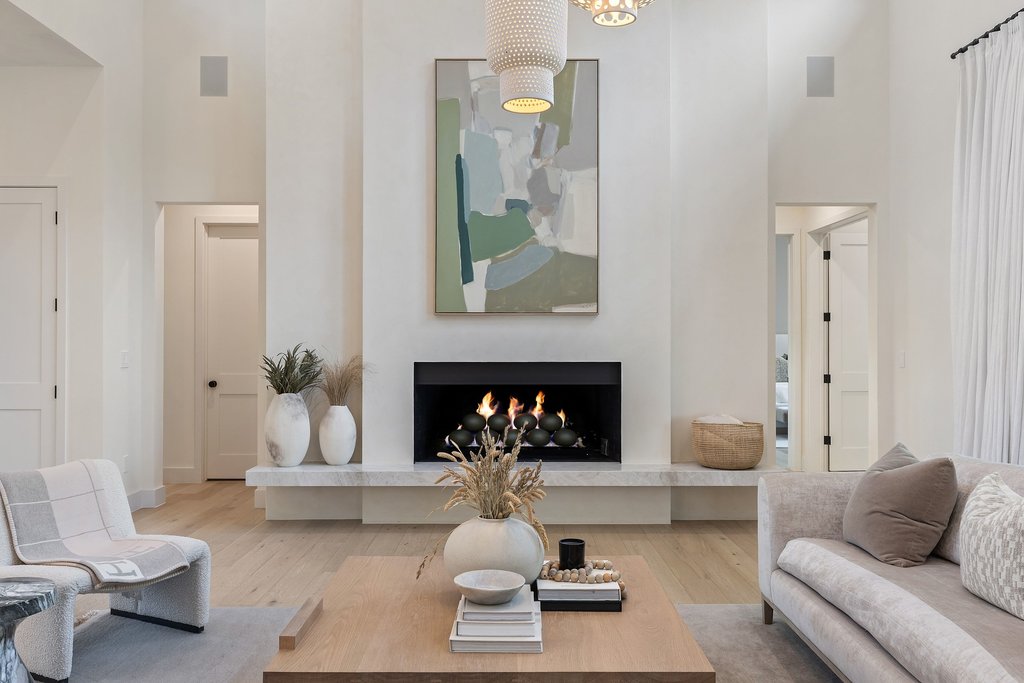 401 Honeycomb Ridge Austin, TX 78746 - Photo 4 of 34