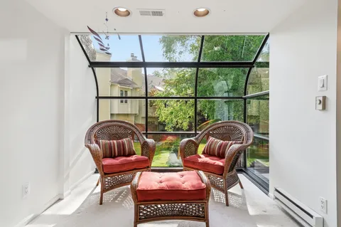 Contact Agent | Chanticleer, Cherry Hill, NJ 08003