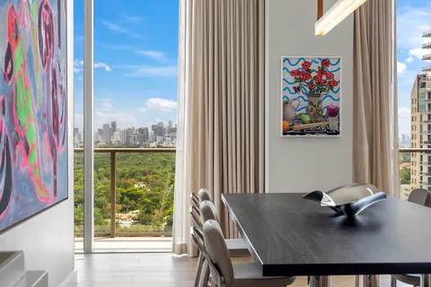 $4,250,000 | 2678 Tigertail Avenue, Unit 1702, Miami, FL 33133