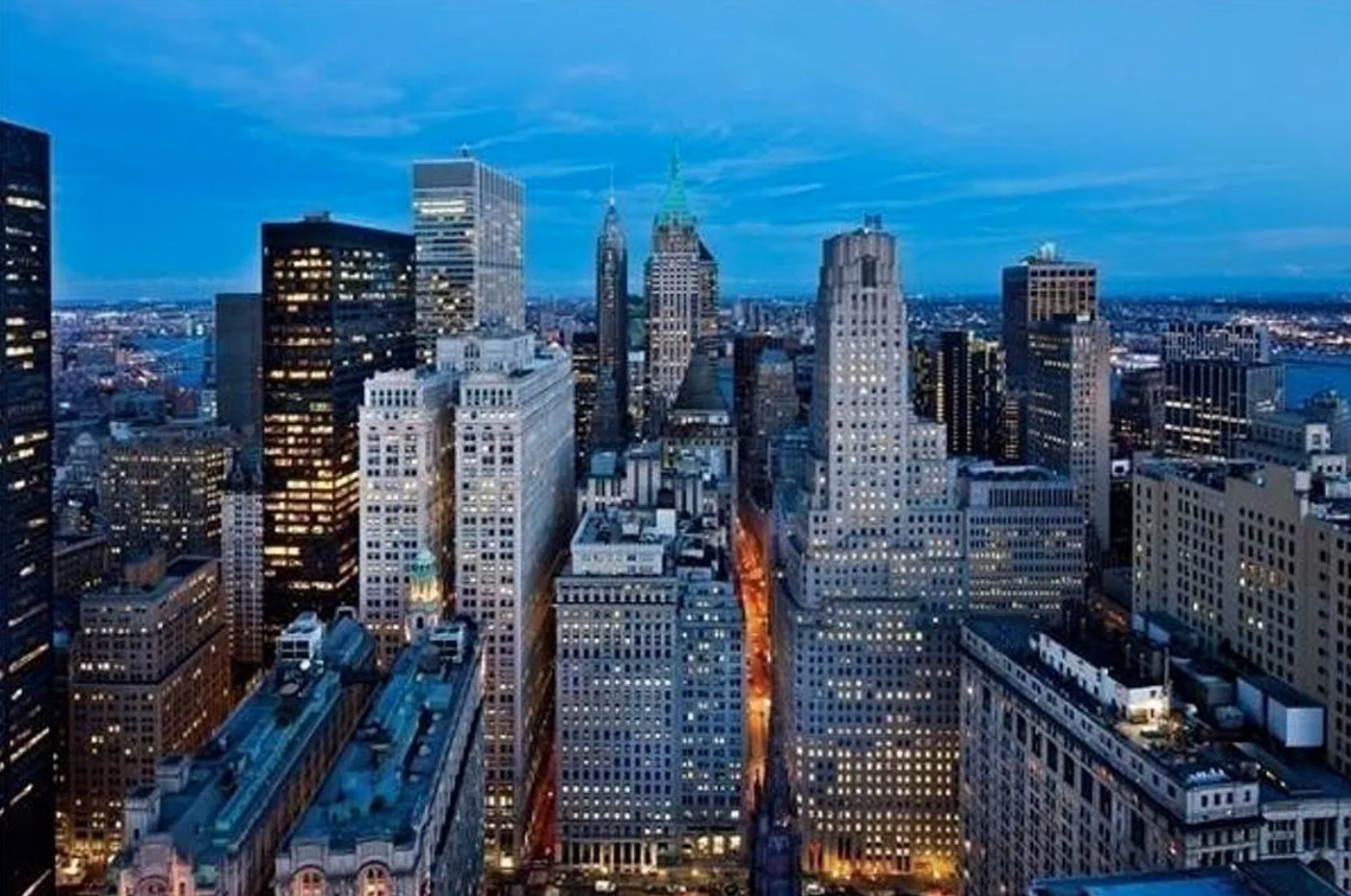 123 Washington Street, Unit 43F Manhattan, NY 10006 - Photo 7 of 8 a city view