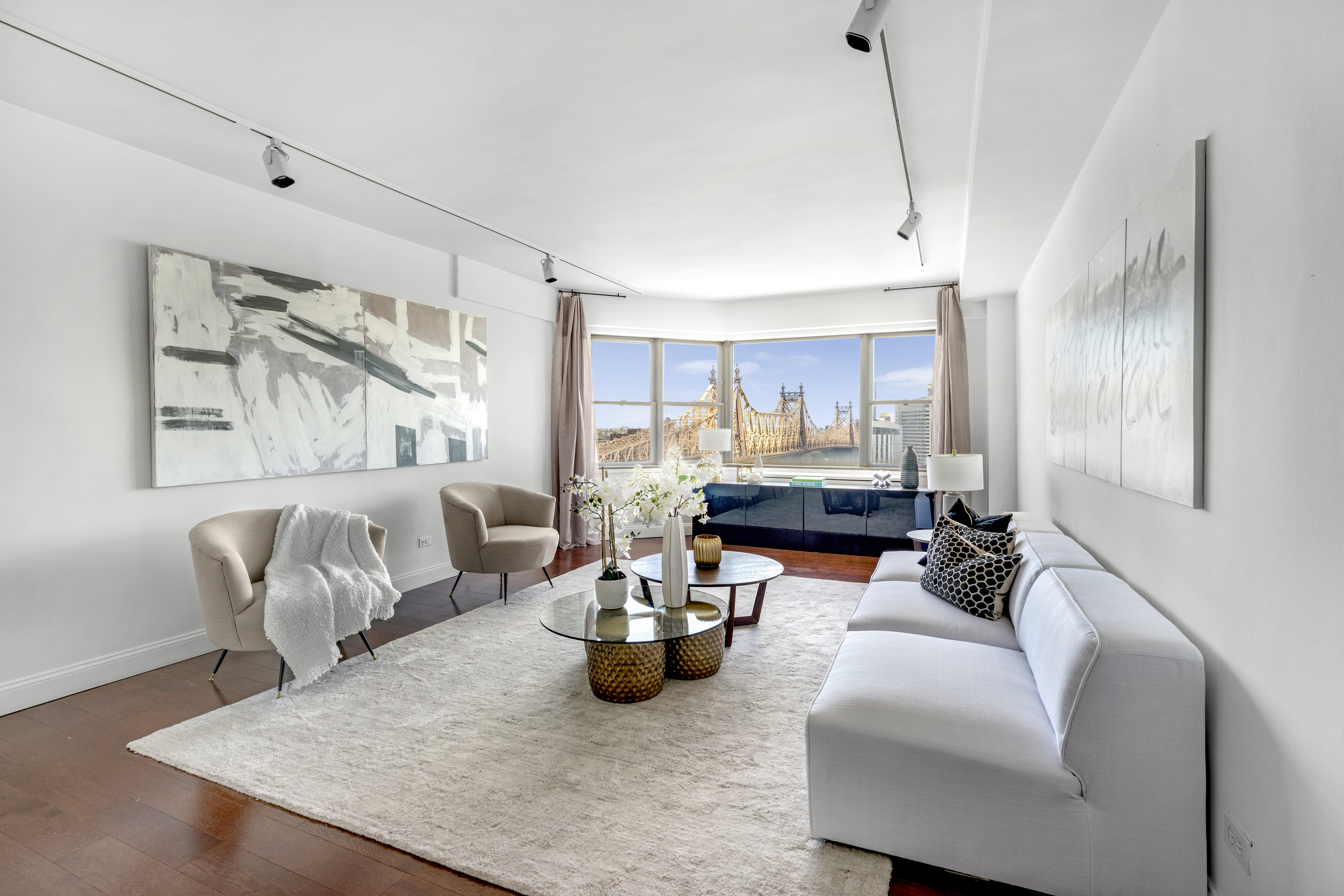 16 Sutton Place, Unit 19B Manhattan, NY 10022 - Photo 1 of 17