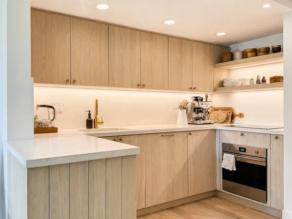 $925,000 | 2984 Mary Street, Miami, FL 33133