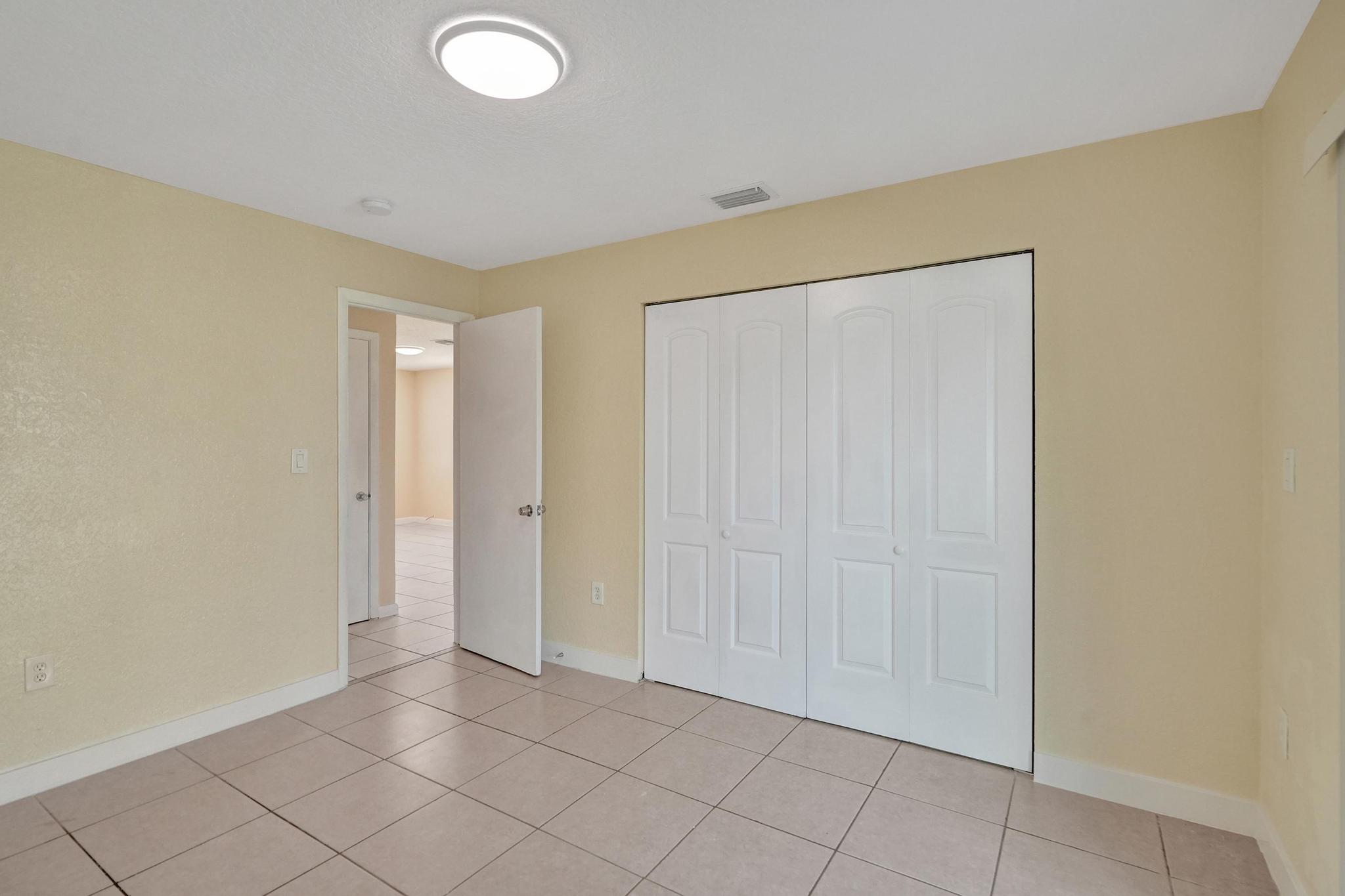 1101 Prospect Road Fort Lauderdale, FL 33309 - Photo 24 of 34 a view of an empty room