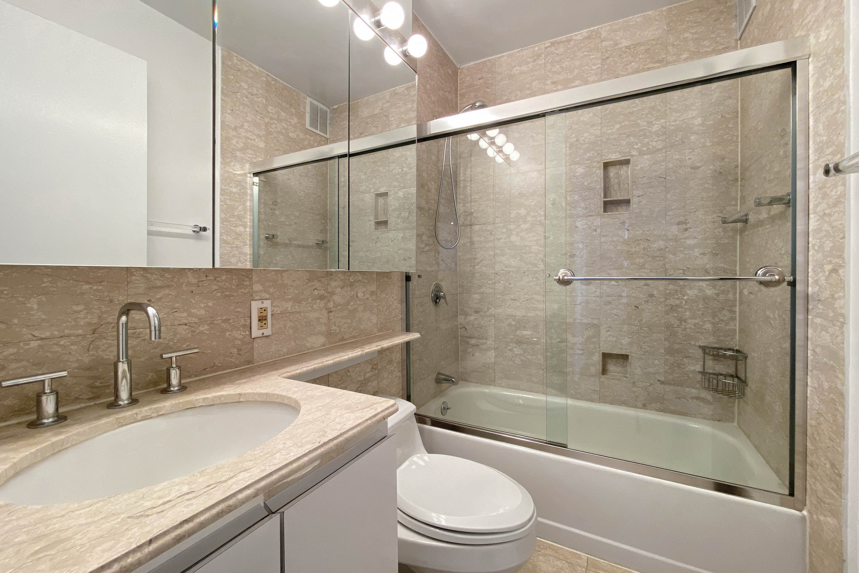 630 1st Avenue, Unit 12B Manhattan, NY 10016 - Photo 8 of 22