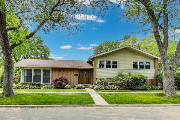$699,000 | 3425 Lake Street, Evanston, IL 60203