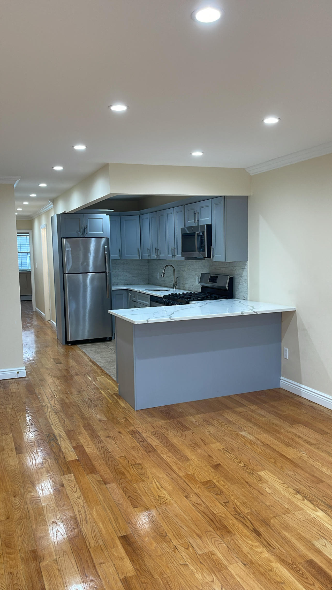71-01 Cooper Avenue, Unit 3FAM Queens, NY 11385 - Photo 4 of 12