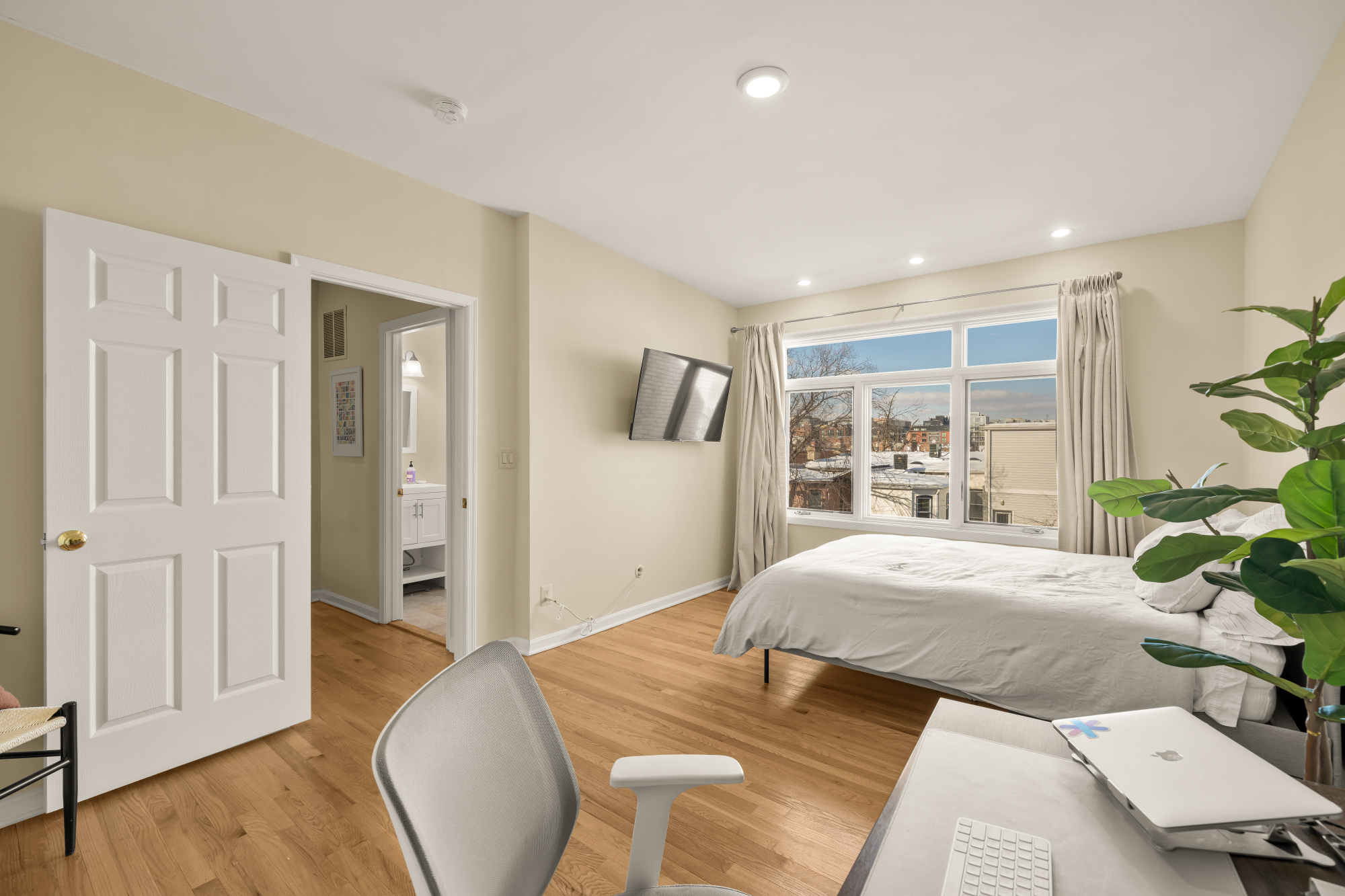 1325 R Street Northwest, Unit B Washington, DC 20009 - Photo 29 of 46