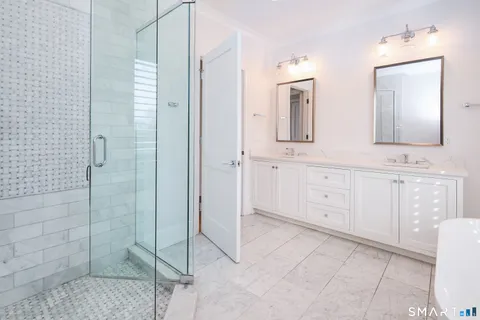 $3,000,000 | 70 Meadow Ridge Road, Fairfield, CT 06890