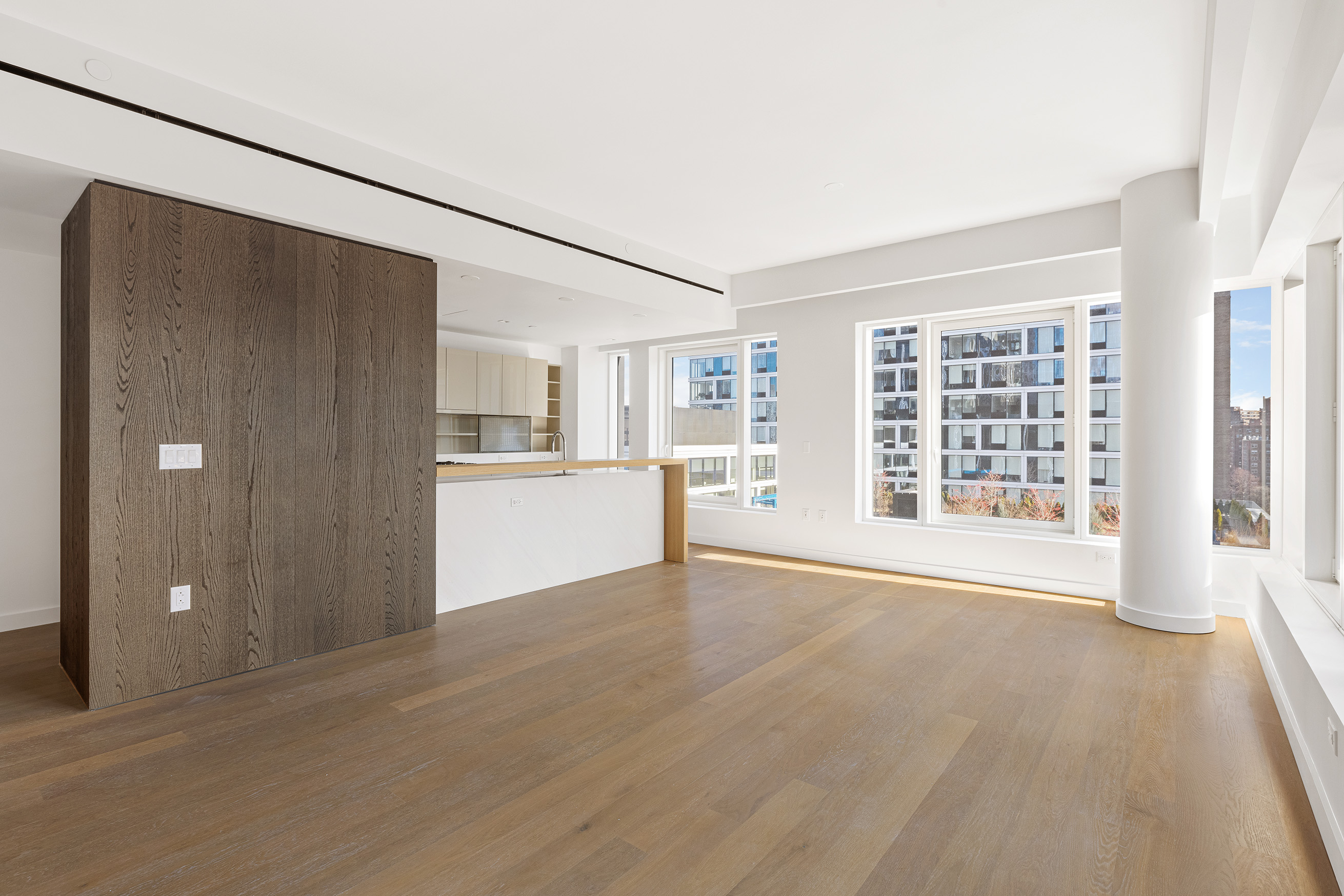 202 Broome Street, Unit 8M Manhattan, NY 10002 - Photo 6 of 18